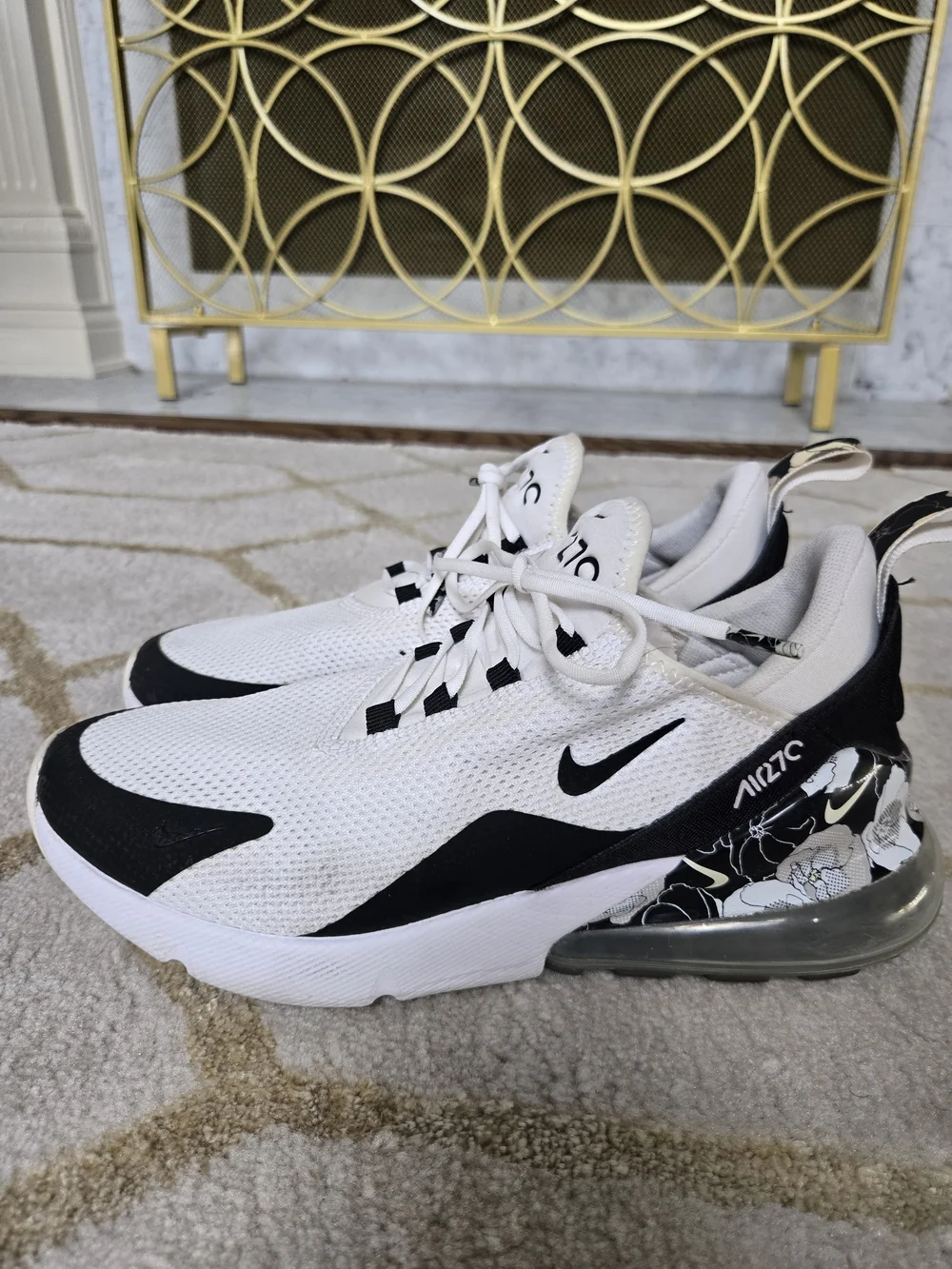 Nike Air Max 270 SE 